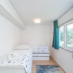 Marcus Mai - Two Bedroom With Balcony *