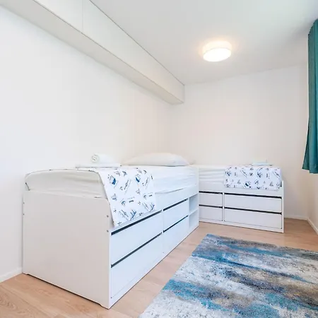 Appartement Marcus Mai - Two Bedroom With Balcony *