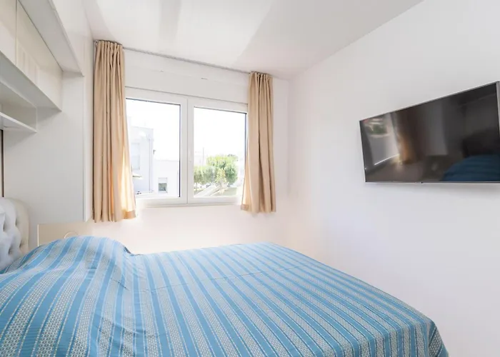 Apartamento Marcus Mai - Two Bedroom With Balcony *