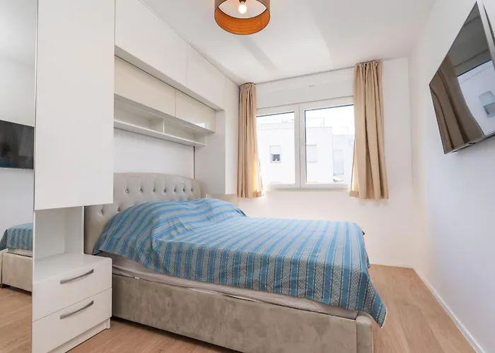 Apartamento Marcus Mai - Two Bedroom With Balcony