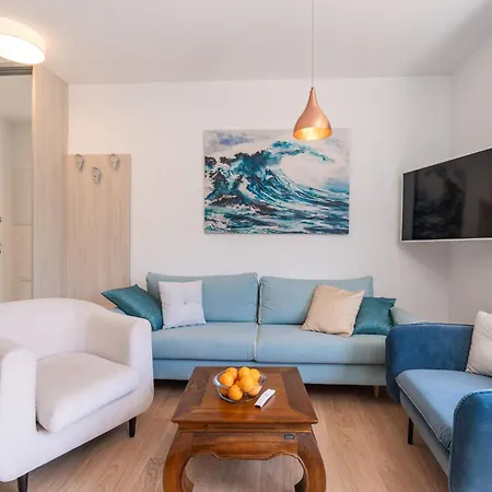 Appartement Marcus Mai - Two Bedroom With Balcony *