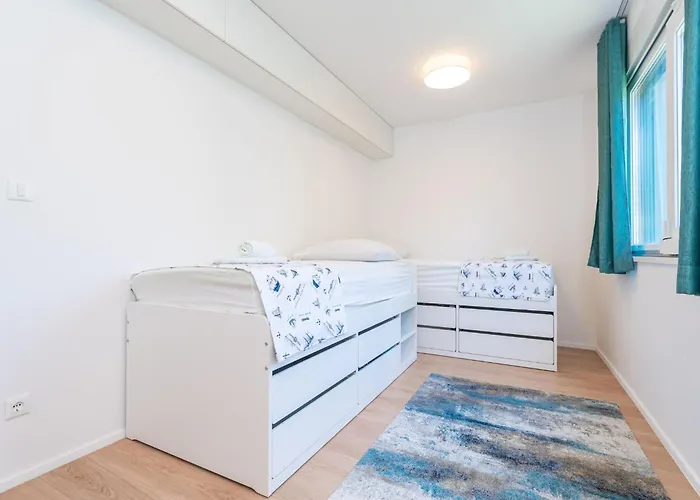 Appartement Marcus Mai - Two Bedroom With Balcony *